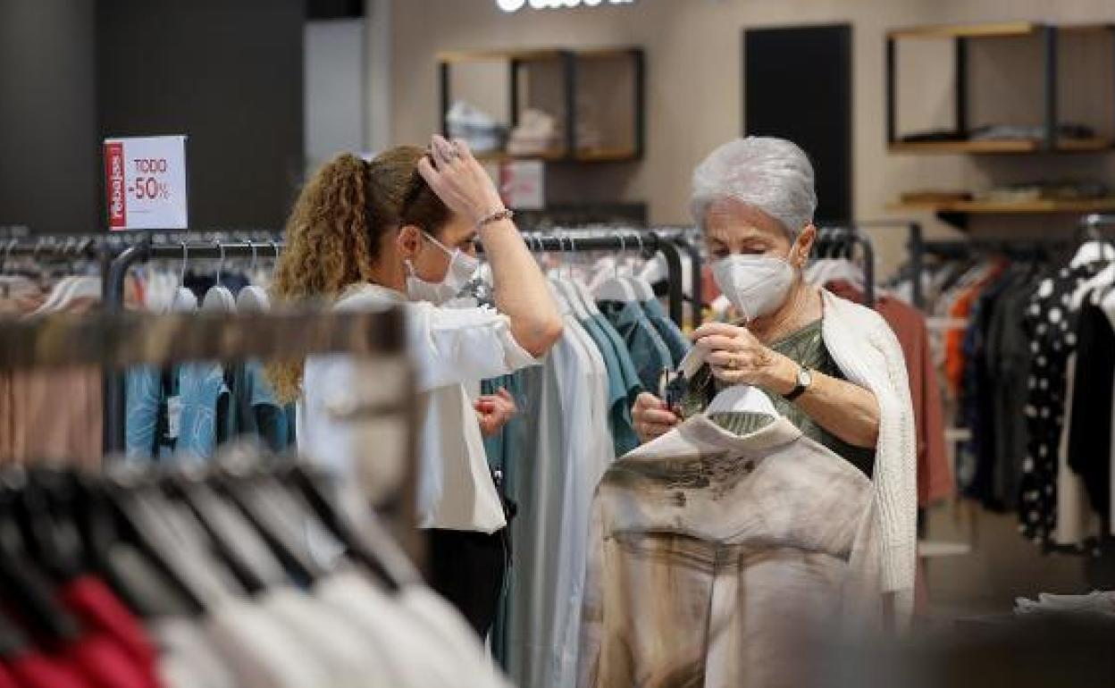 ¿Qué tiendas abren en Málaga este sábado festivo, 15 de agosto? Diario Sur ¿Qué tiendas abren en Málaga este sábado festivo, 15 de agosto? Diario Sur